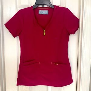 Med couture air scrub top